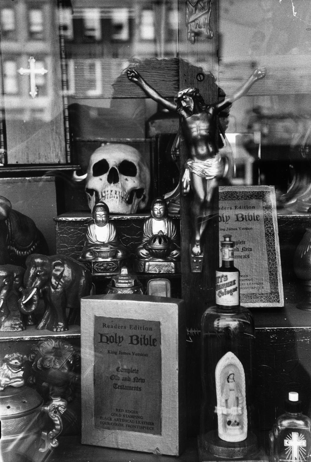 Invisible Man Photo Essay Ralph Ellison Gordon Parks Topic Religious Symbols Related To A Theme In Invisible Man Novel Compare And Contrast Essay Papers also Examples Of Thesis Statements For Expository Essays An Essay About Health