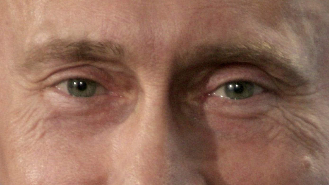 Putin Eyes